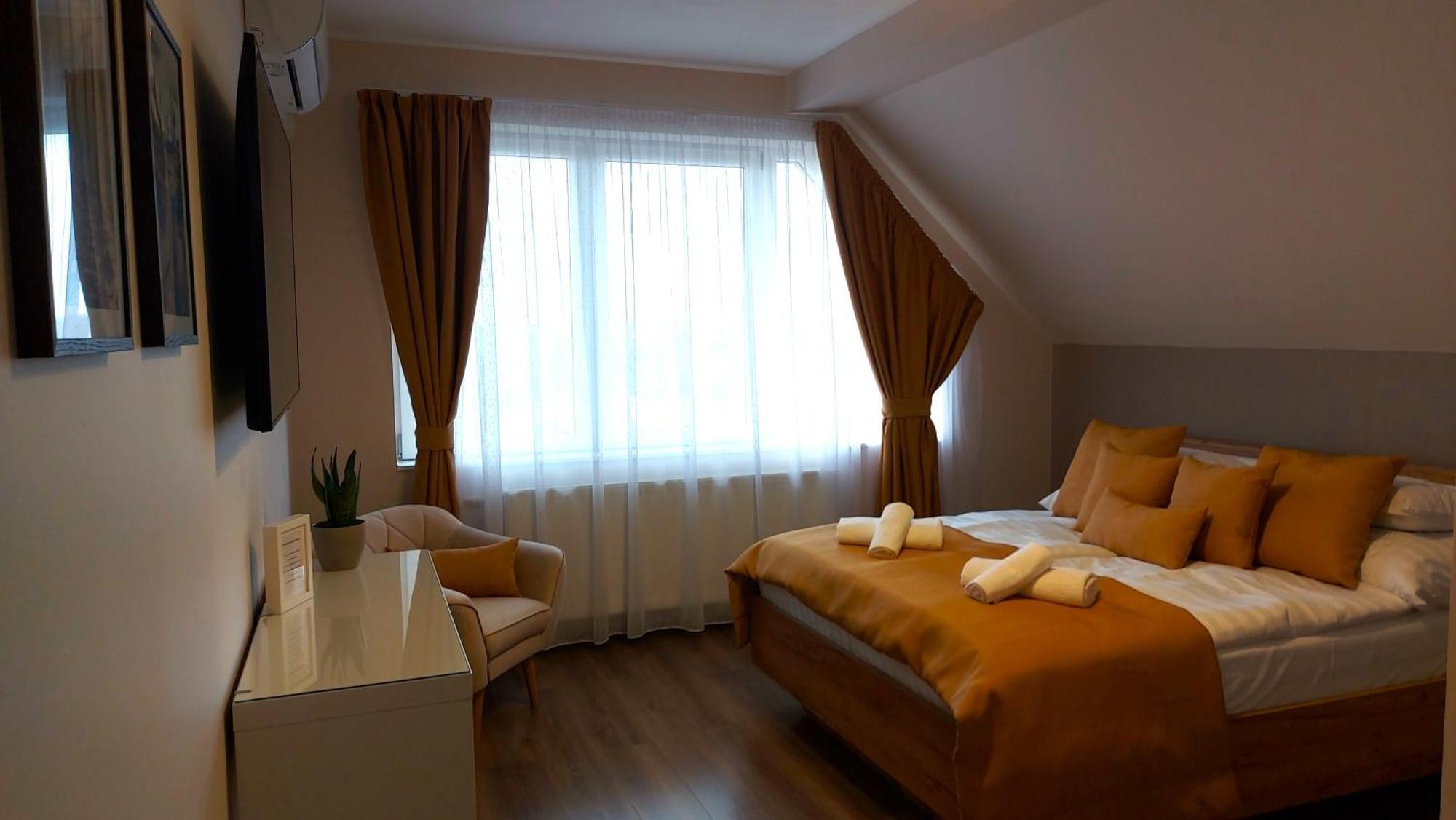 Happy Home Apartman Μίσκολτς Εξωτερικό φωτογραφία